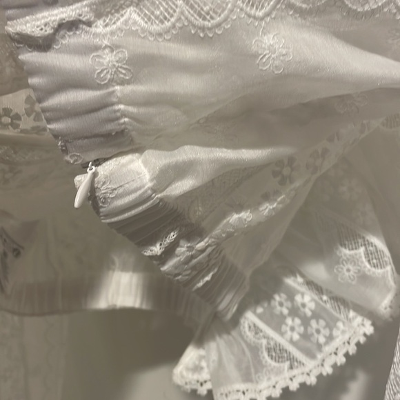 Sandro Ladies Lace Blouse Round Neck Ruffle Long Sleeve Top - Picture 8 of 11